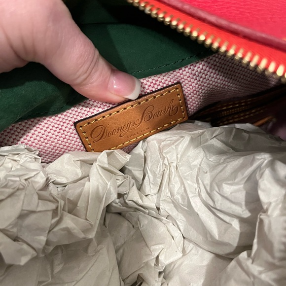 Dooney & Bourke PINK medium satchel. Pebbled grain leather. - Picture 4 of 12